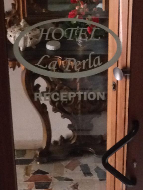 Albergo La Perla カリアリ エクステリア 写真